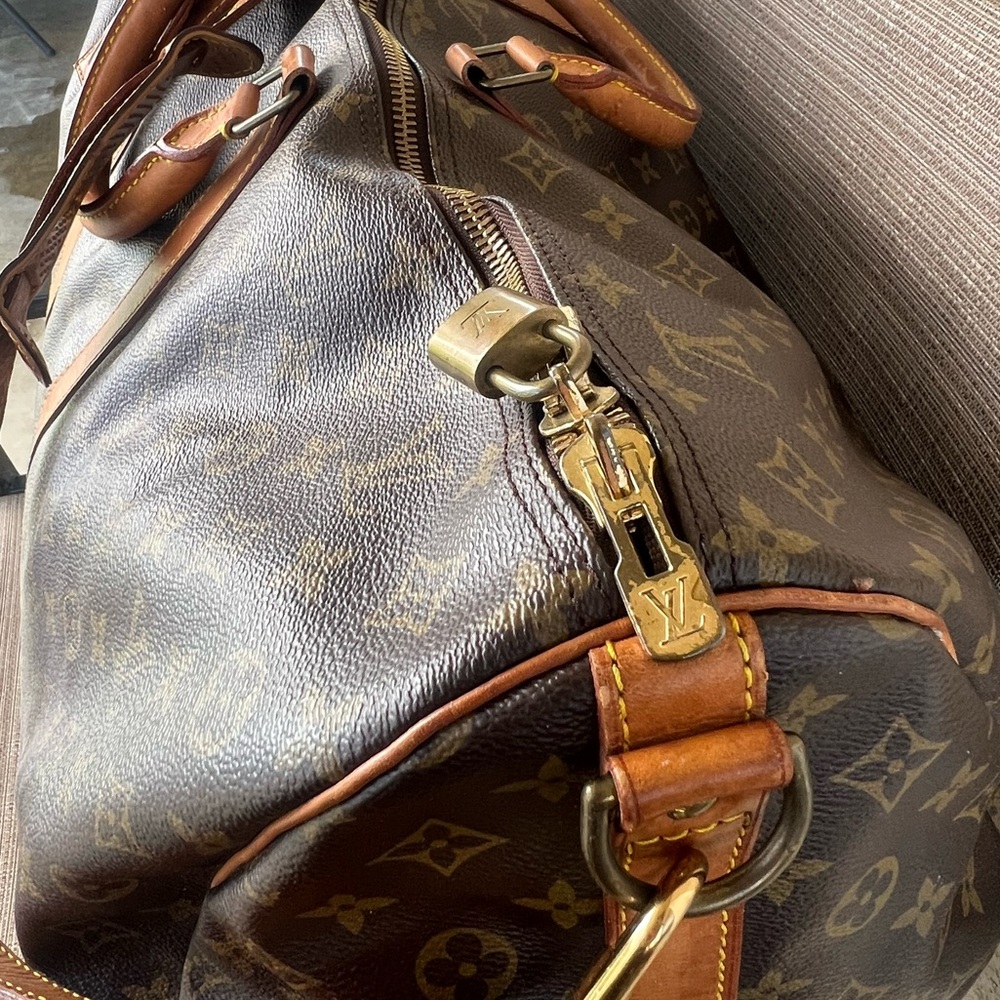 KEEPALL DUFFLE 60 travel weekender Louis Vuitton Bag - Picture 6 of 17